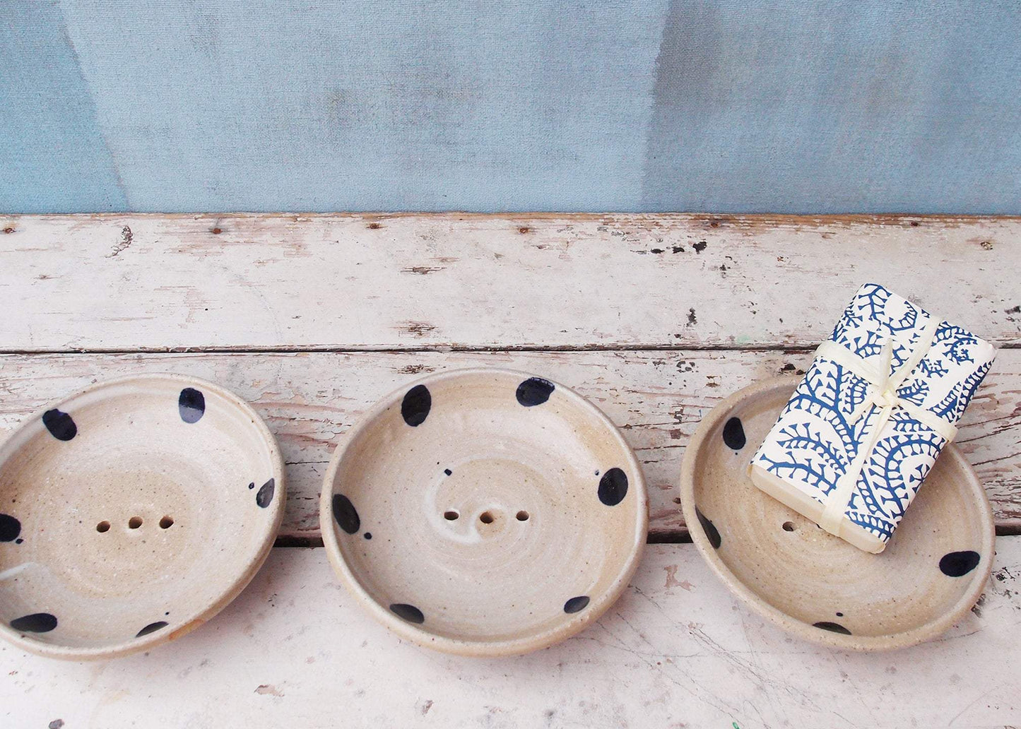 SabineSchmidtPottery Self-Draining Soap Dish in White/Blue, Ceramic Bathroom Accessories Devon Ceramics