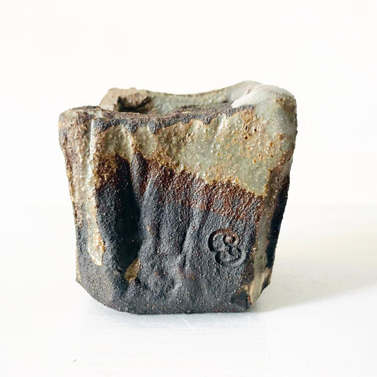 SabineSchmidtPottery Small Clay Art Object 08 – Kurinuki Devon Ceramics