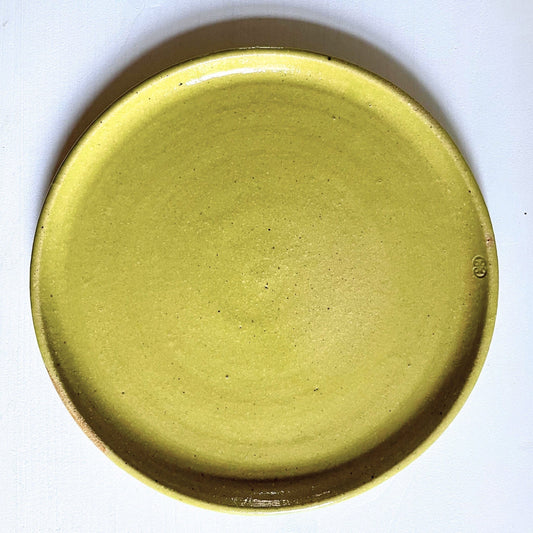 Ceramic Dinner Plates With a Yellow-Green Glossy Finish