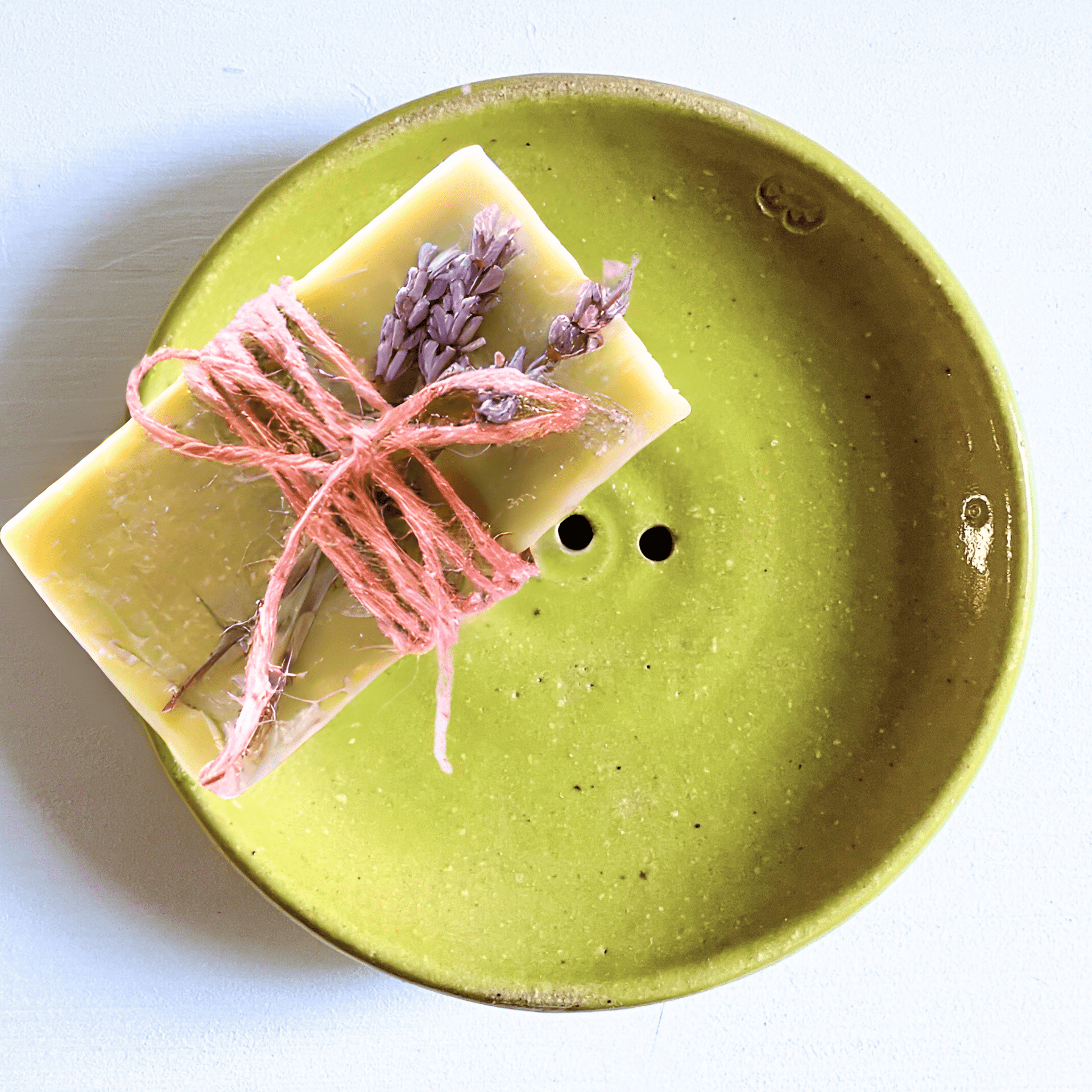 LungMongKol Shop Ceramic Soap Dish with Self Draining Tray for Bar Soap, Bathroom, Kitchen (Lemon Yellow)